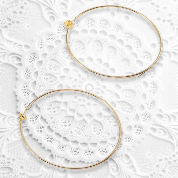 Women's Y2K Style Large Hoop Earrings,18K Gold, Light Weight - Picture 3 of 7